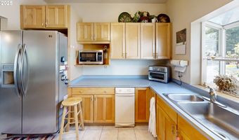 96170 CAPE FERRELO Rd, Brookings, OR 97415