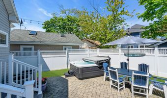 310 18th Ave, Belmar, NJ 07719