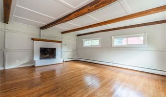 279 Fenn Rd, Cheshire, CT 06410