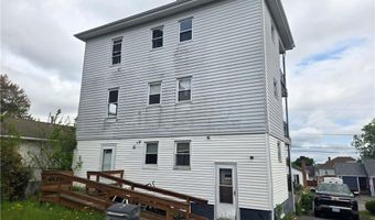 30 Cumberland St, Cumberland, RI 02864
