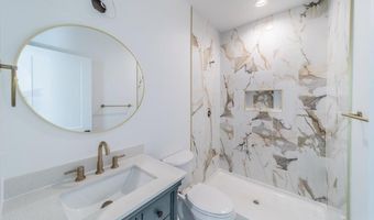 187 Grand Central Pkwy, Bayville, NJ 08721
