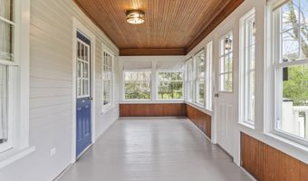 7 John St, Belfast, ME 04915