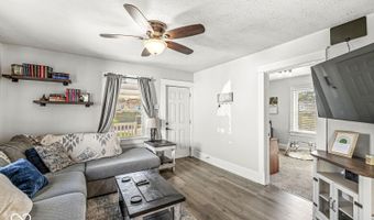 76 S 11th Ave, Beech Grove, IN 46107