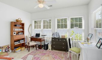 216 N RED HAVEN Ln, Dover, DE 19901
