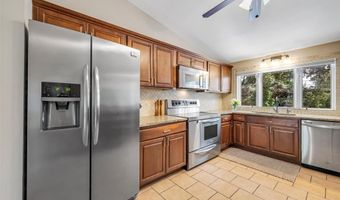 345 Norwood Cir, Ballwin, MO 63011