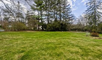 30 S Westfield St, Agawam, MA 01030