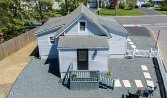 310 East Rd, Belford, NJ 07718