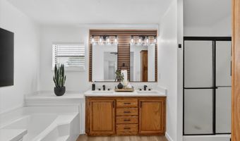 2533 Tommys Ct, Alvarado, TX 76009
