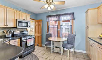 214 SPRUCE St, Audubon, NJ 08106