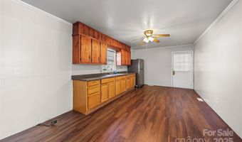 208 Ellis St, Albemarle, NC 28001