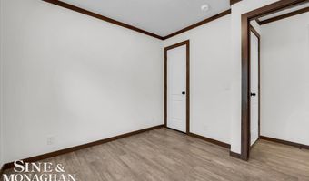 2060 Washington St, Algonac, MI 48001