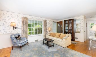 132 Fern Hill Rd, Bristol, CT 06010