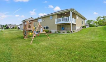 2273 Antler Rdg, Asbury, IA 52002