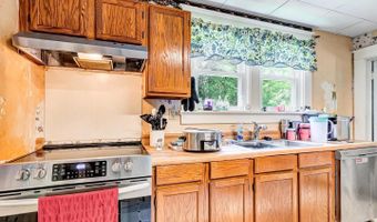 508 CHAPMAN St, Ashland, VA 23005