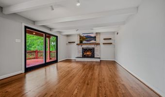 844 SUMMERSET Dr, Hockessin, DE 19707