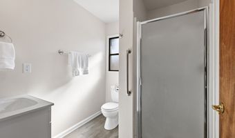 325 WATER St, Springfield, OR 97477
