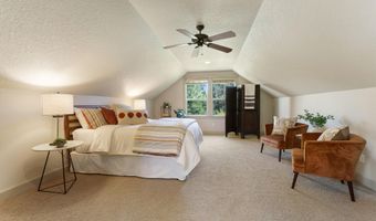 2486 NW Marken St, Bend, OR 97703
