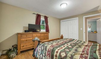 83 Hurricane Rd, Belmont, NH 03220