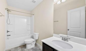 422 Auburn Crossing Dr, Auburn, GA 30011