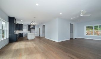 4 Upper Farm Way, Johnston, RI 02919