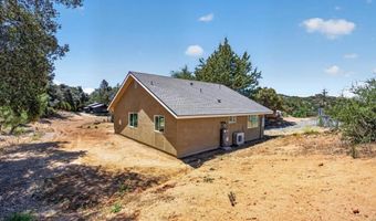 24185 Wildwood Glen Ln, Alpine, CA 91901