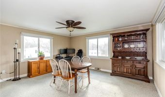 33 Rosewood Ln, Cumberland, RI 02864