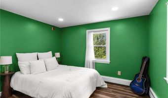 10 Glen Ave 2L, North Smithfield, RI 02896