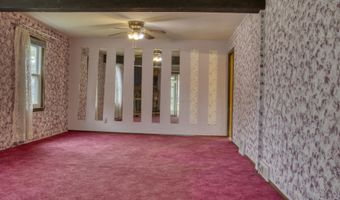 921 W WEILAND Ave, Appleton, WI 54914