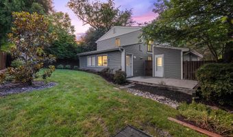 6352 12TH St N, Arlington, VA 22205