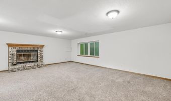 636 Dublin Dr, Andover, KS 67002