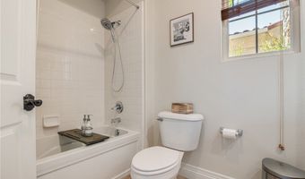 3863 Flowerwood Ln, Fallbrook, CA 92028