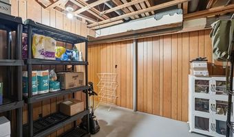 1061 Western Dr, Ann Arbor, MI 48103