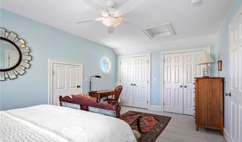 406 Corey Ln, Middletown, RI 02842