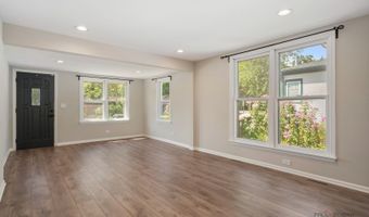 25176 W Linden Ln W, Antioch, IL 60002