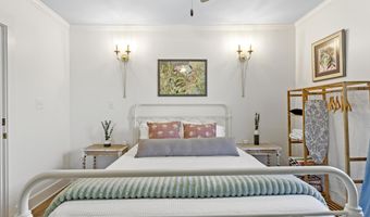 782 Water St, Biloxi, MS 39530