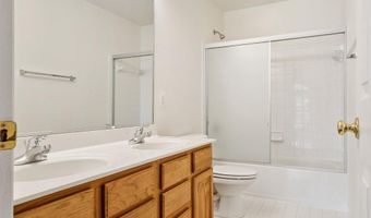 44217 NAVAJO Dr, Ashburn, VA 20147