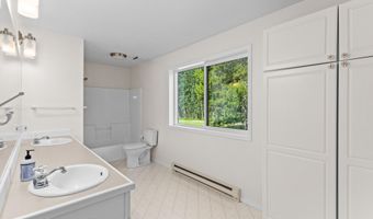 68 KELLY Ln, Alpine, WY 83128