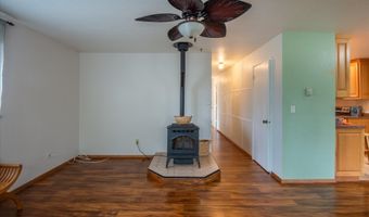 1105 1ST St, Bandon, OR 97411