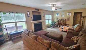 42 Burrage Dr, Angier, NC 27501