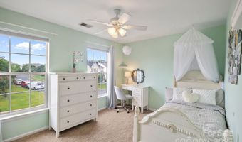 2143 Kaybird Ln, Charlotte, NC 28270