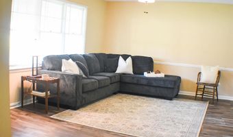 447 BERNARD COUCH Dr, Anniston, AL 36207