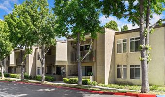432 Edgehill Ln 63, Oceanside, CA 92054