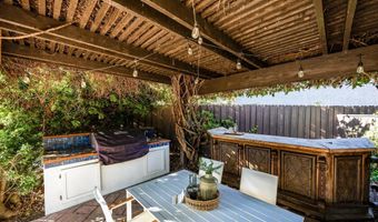 5207 Silver Bluff Dr, Oceanside, CA 92057