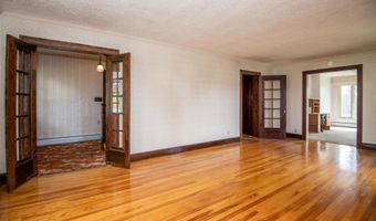 341 Tremont St, Barre, VT 05641