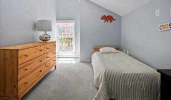 2863 11TH St N, Arlington, VA 22201