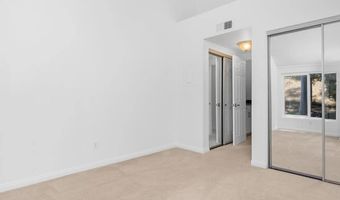 1564 Tanglewood Ln 15, Escondido, CA 92029
