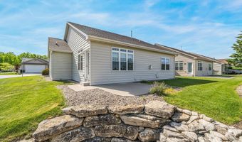 3758 N WAYSIDE Ln, Appleton, WI 54913