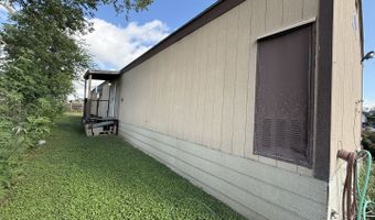 723 Kayroe Rd, Adkins, TX 78101