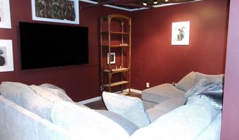 909 Poplar St, Atlantic, IA 50022