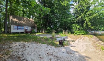 10 Crescent Dr, Barnstead, NH 03225